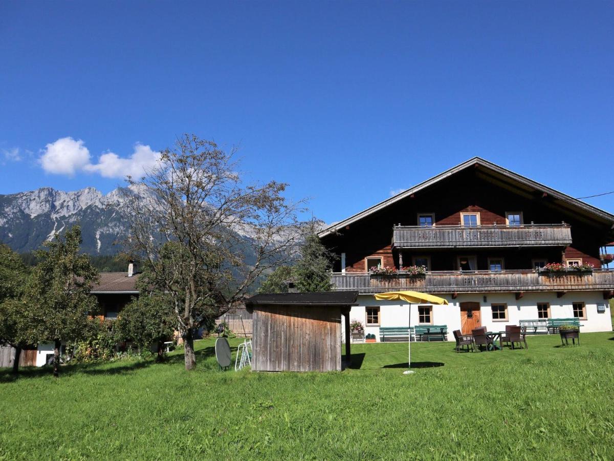 Holiday Home, Soell ภายนอก รูปภาพ