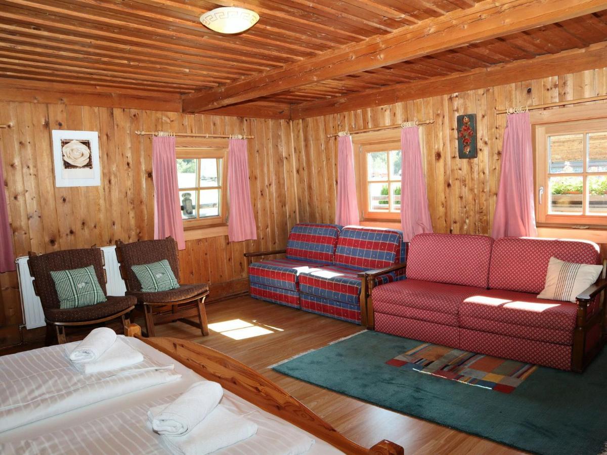 Holiday Home, Soell ภายนอก รูปภาพ