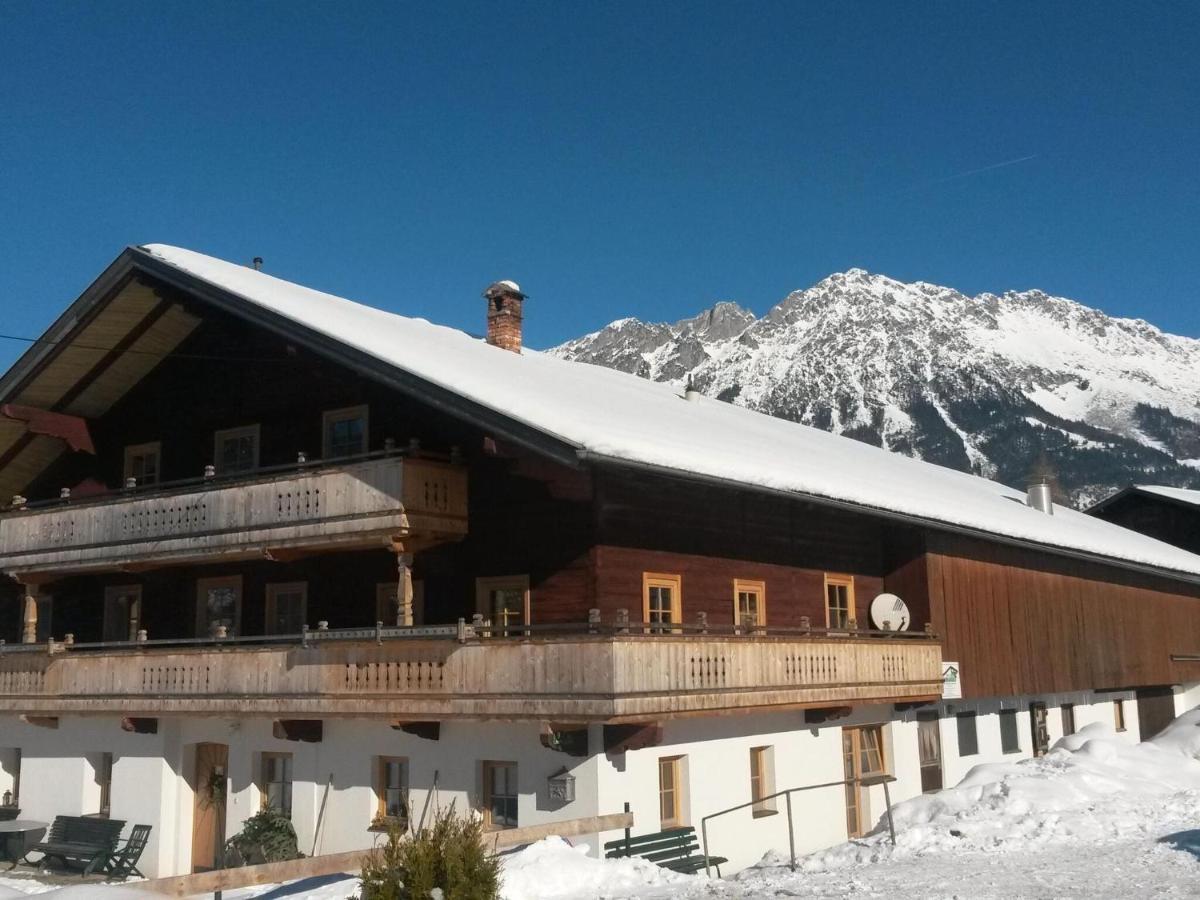 Holiday Home, Soell ภายนอก รูปภาพ