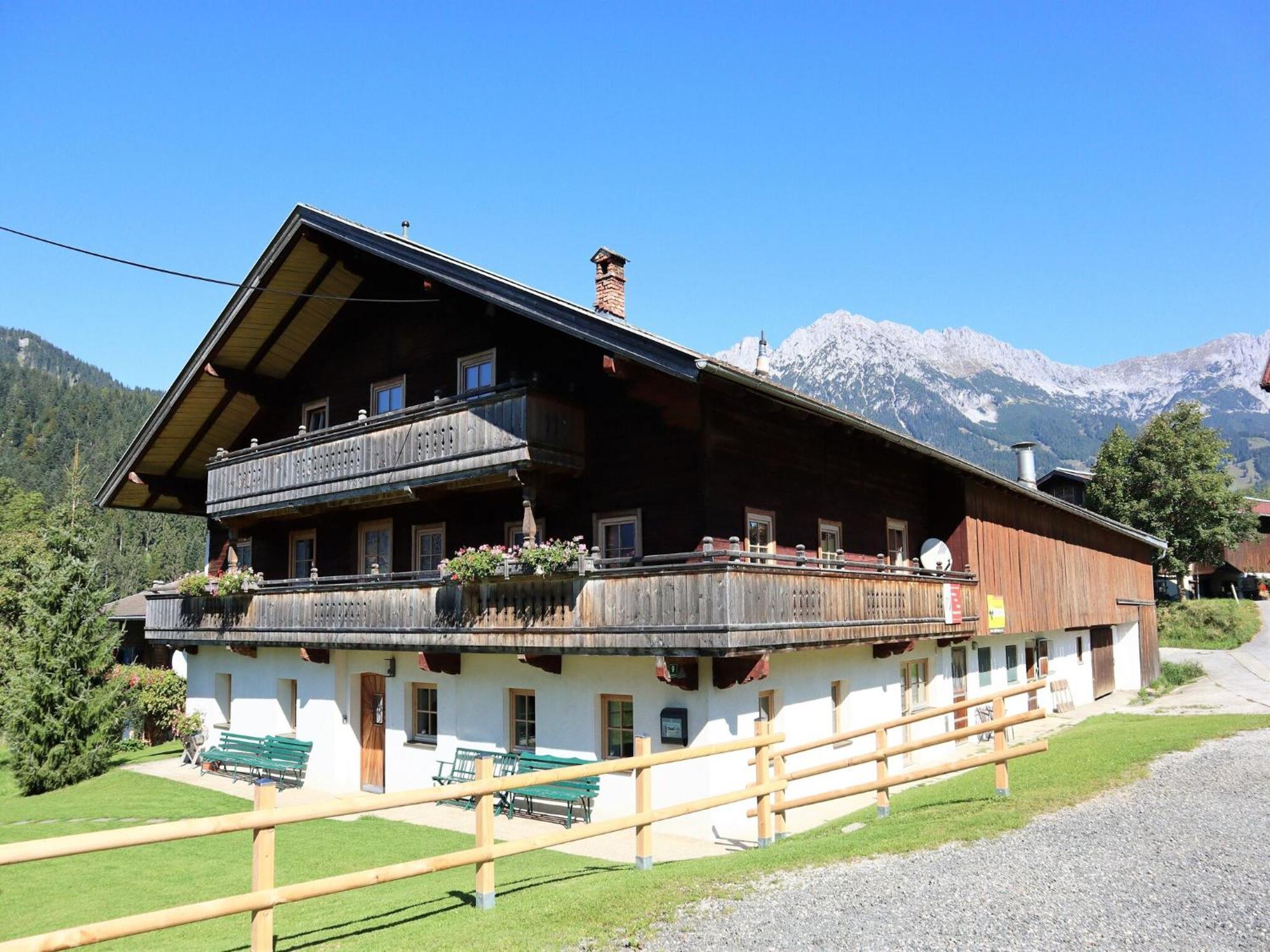 Holiday Home, Soell ภายนอก รูปภาพ